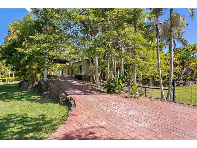 1 Basswood Court, Bonogin QLD 4213