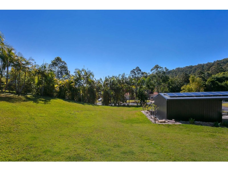 1 Basswood Court, Bonogin QLD 4213