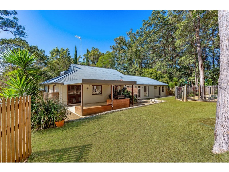 1/8 Foxtail Court, Tallai QLD 4213