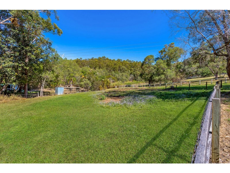 1/8 Foxtail Court, Tallai QLD 4213