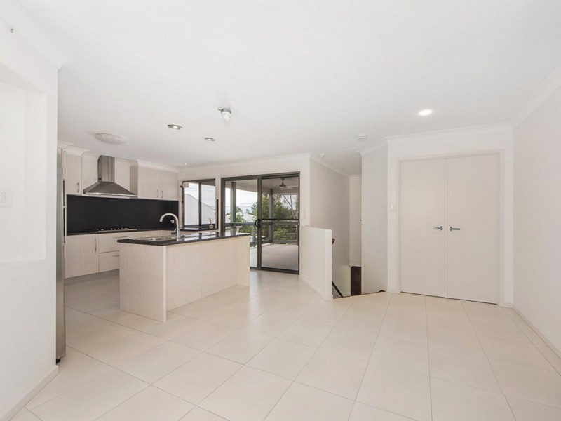 28 Koolang Crescent, Reedy Creek QLD 4227