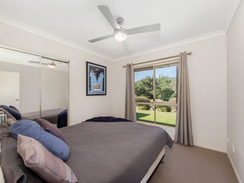 10 Fairy Wren Court, Bonogin QLD 4213