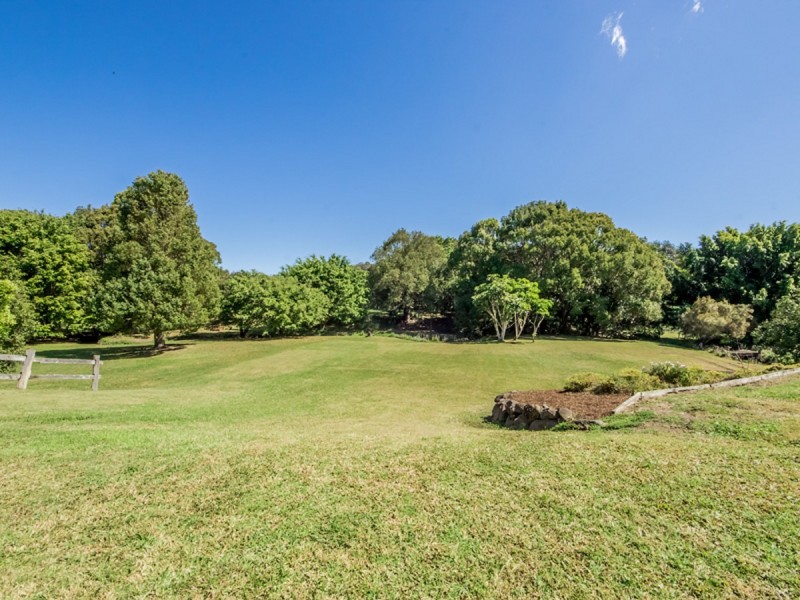21 Dungogie Drive, Tallebudgera QLD 4228