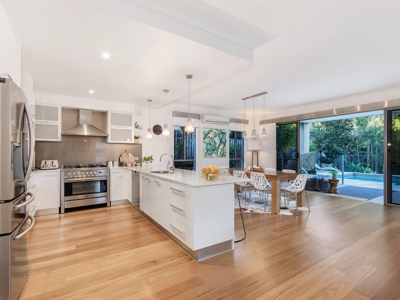 8 Wilcox Close, Reedy Creek QLD 4227