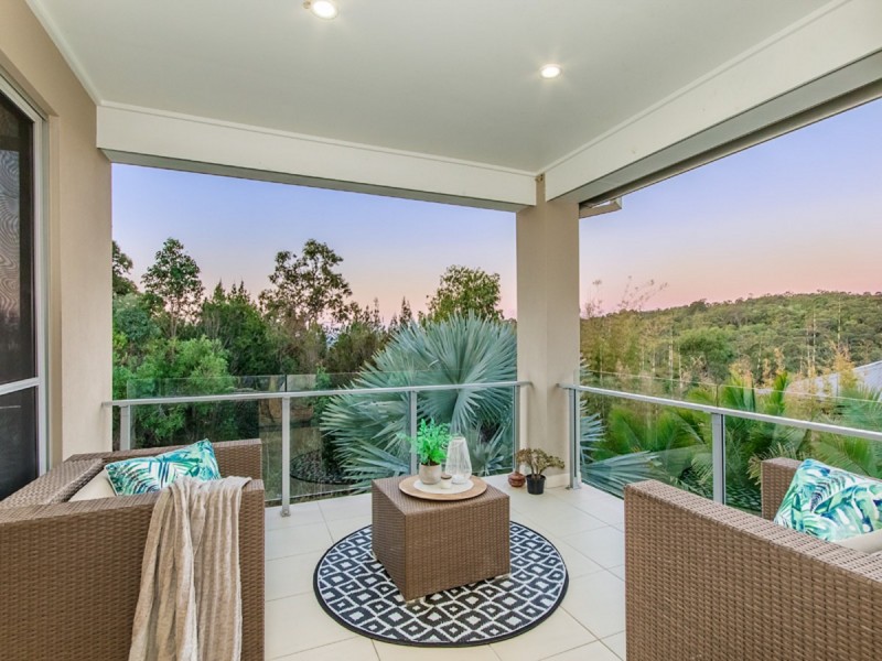 8 Wilcox Close, Reedy Creek QLD 4227