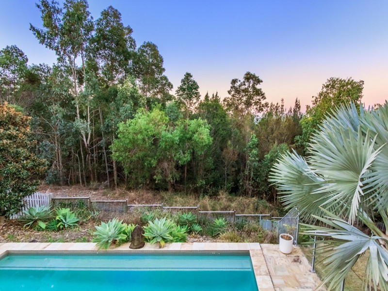 8 Wilcox Close, Reedy Creek QLD 4227