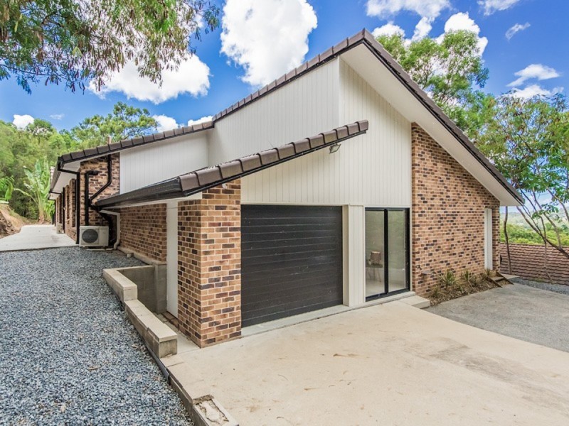 6 Akama Court, Mudgeeraba QLD 4213