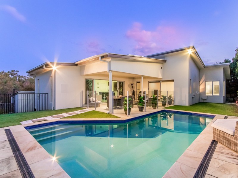 5 Wilcox Close, Reedy Creek QLD 4227