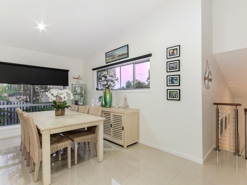 5 Wilcox Close, Reedy Creek QLD 4227