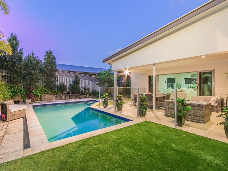 5 Wilcox Close, Reedy Creek QLD 4227