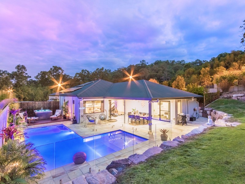 2 Sormano Street, Reedy Creek QLD 4227