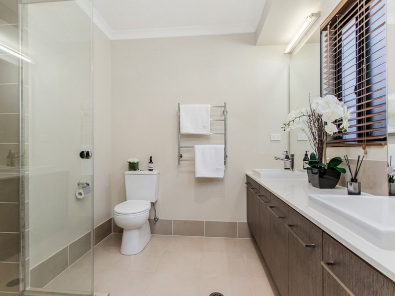 2 Sormano Street, Reedy Creek QLD 4227