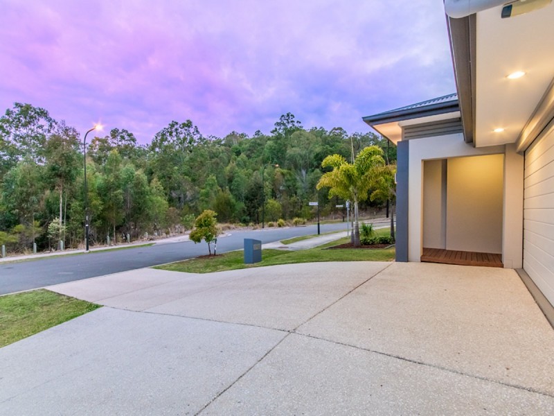 2 Sormano Street, Reedy Creek QLD 4227