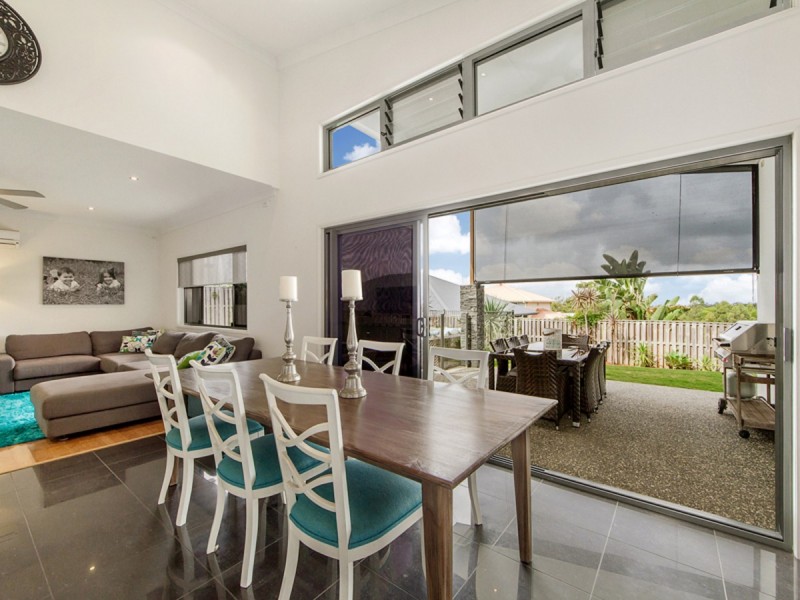 18 Willow Tree Drive, Reedy Creek QLD 4227