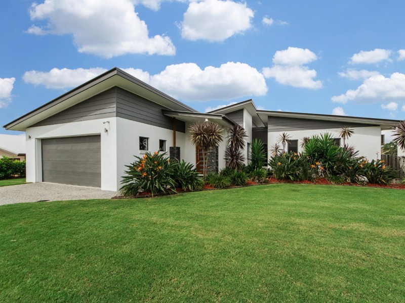 18 Willow Tree Drive, Reedy Creek QLD 4227
