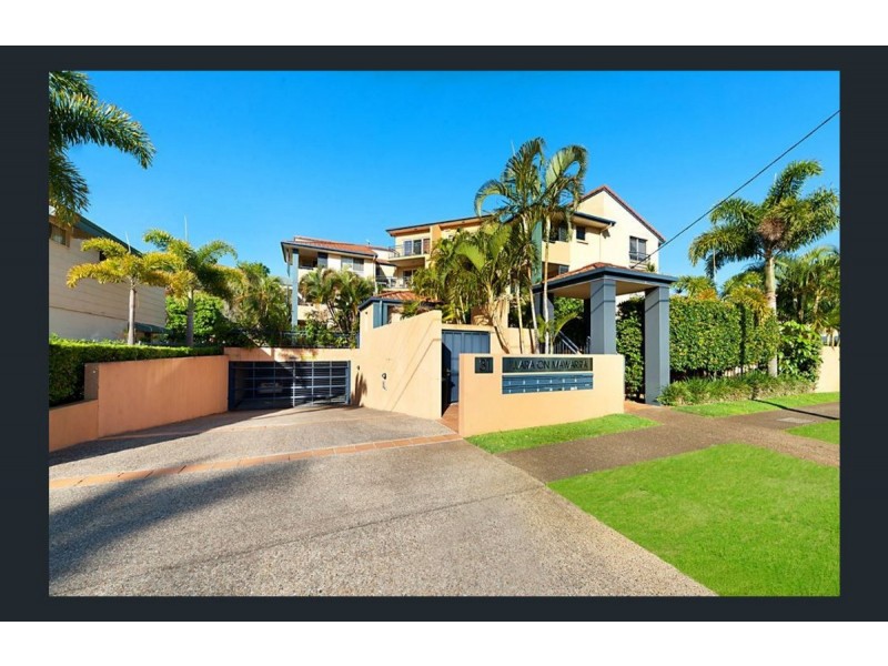 11/31-33 Mawarra Street, Chevron Island QLD 4217