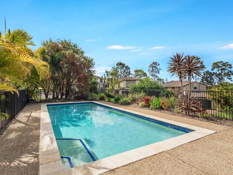 13/5 Faculty Crescent, Mudgeeraba QLD 4213