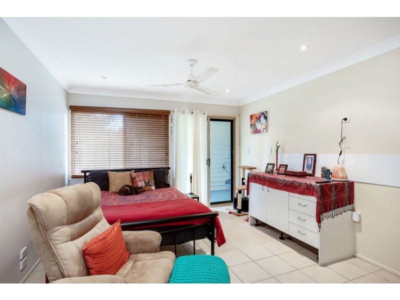 1/92 Wallandra Road, Tallai QLD 4213