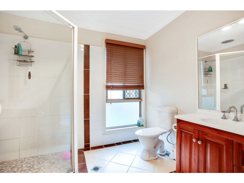 1/92 Wallandra Road, Tallai QLD 4213