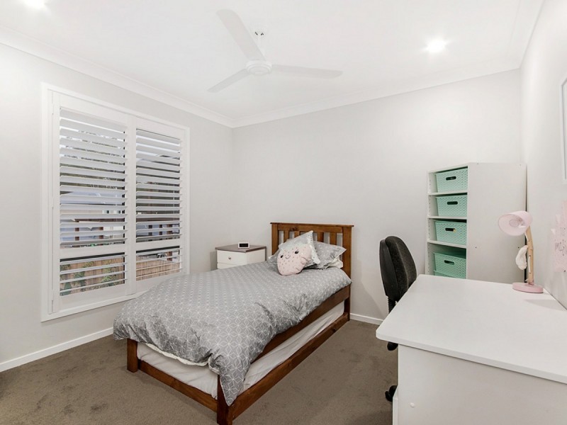 2 Greenview Place, Reedy Creek QLD 4227