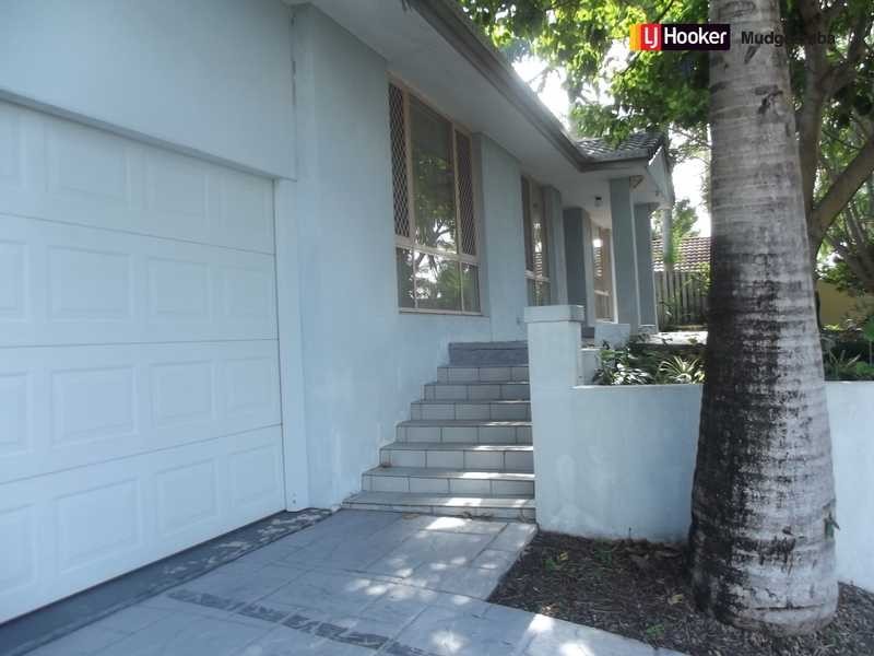 31 Longmorn Cres, Merrimac QLD 4226