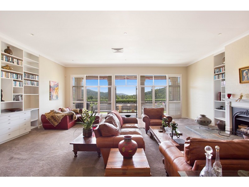 59 Broadoak Court, Bonogin QLD 4213