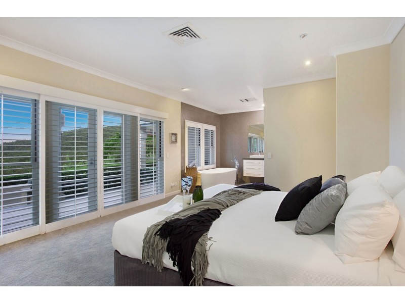 59 Broadoak Court, Bonogin QLD 4213