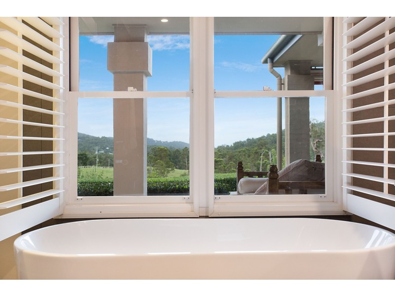 59 Broadoak Court, Bonogin QLD 4213