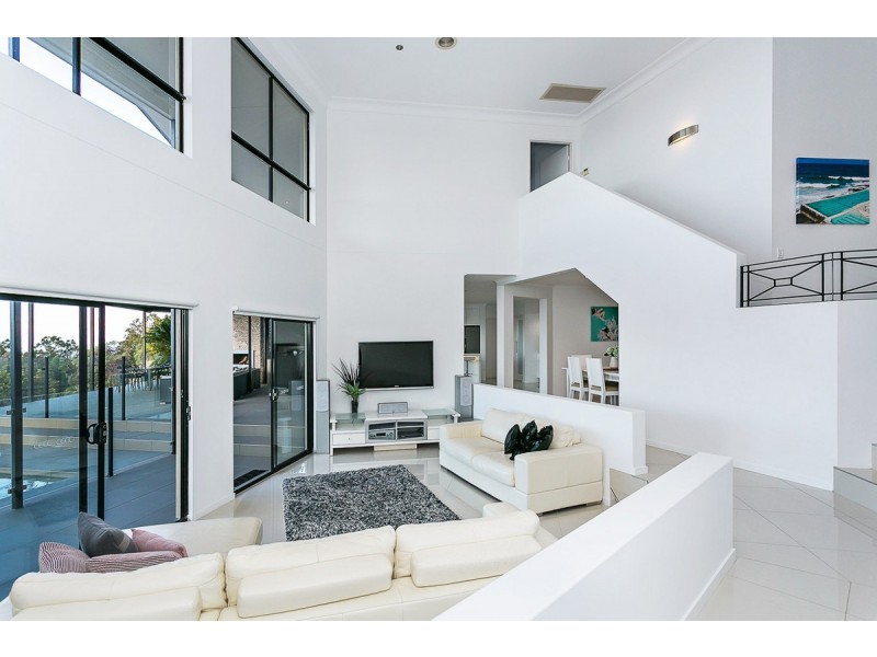 125 Strawberry Road, Bonogin QLD 4213