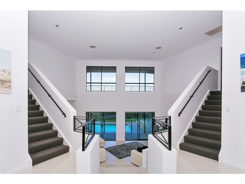 125 Strawberry Road, Bonogin QLD 4213