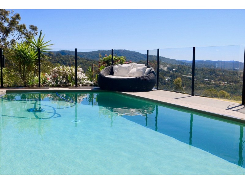 125 Strawberry Road, Bonogin QLD 4213