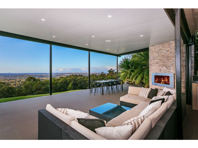 125 Strawberry Road, Bonogin QLD 4213