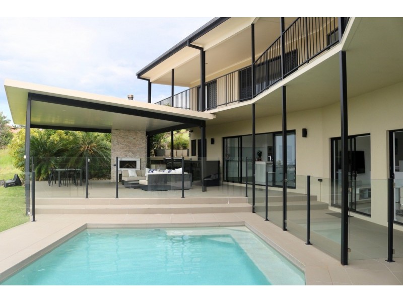 125 Strawberry Road, Bonogin QLD 4213