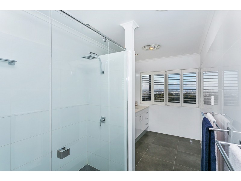 125 Strawberry Road, Bonogin QLD 4213