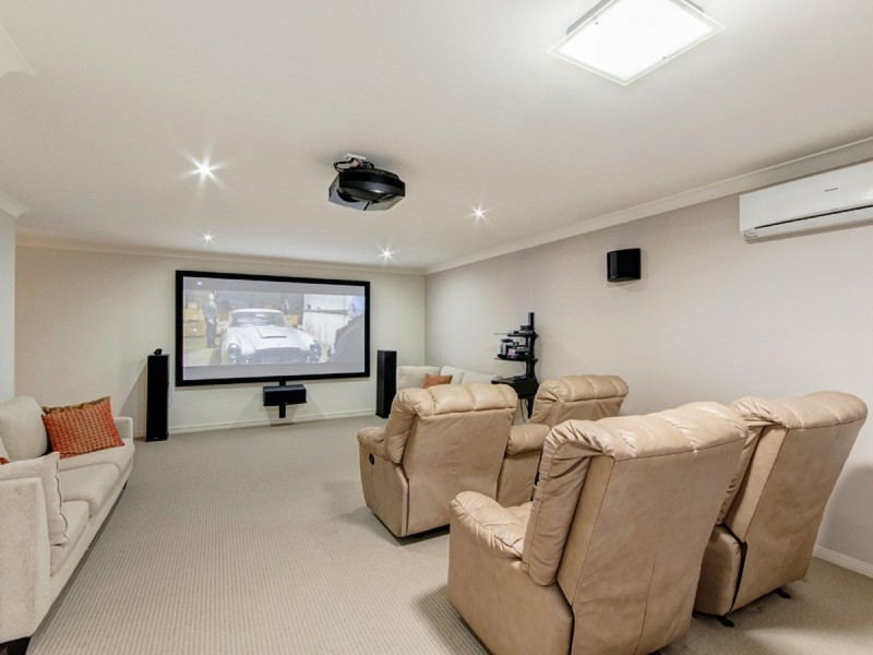 12 Culgoora Crescent, Reedy Creek QLD 4227