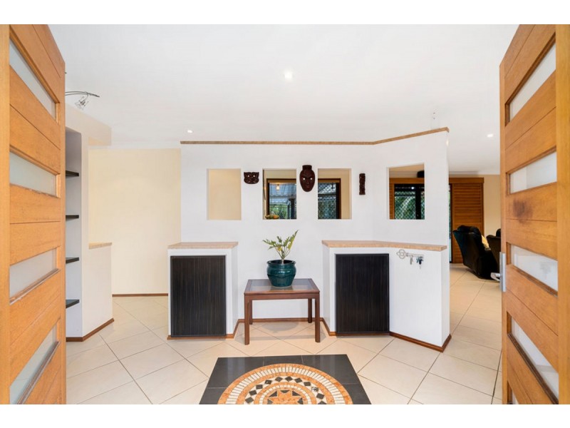 30 Madigan Road, Carrara QLD 4211