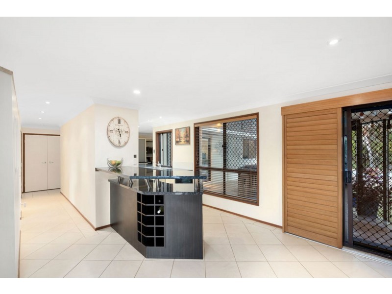 30 Madigan Road, Carrara QLD 4211