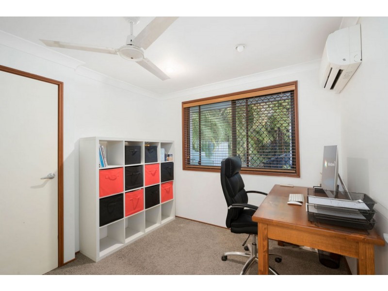 30 Madigan Road, Carrara QLD 4211