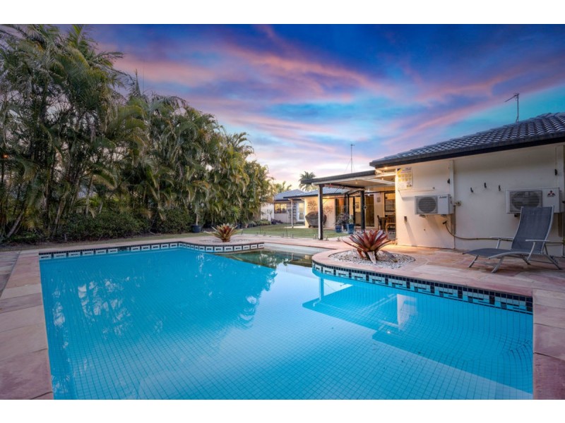 30 Madigan Road, Carrara QLD 4211