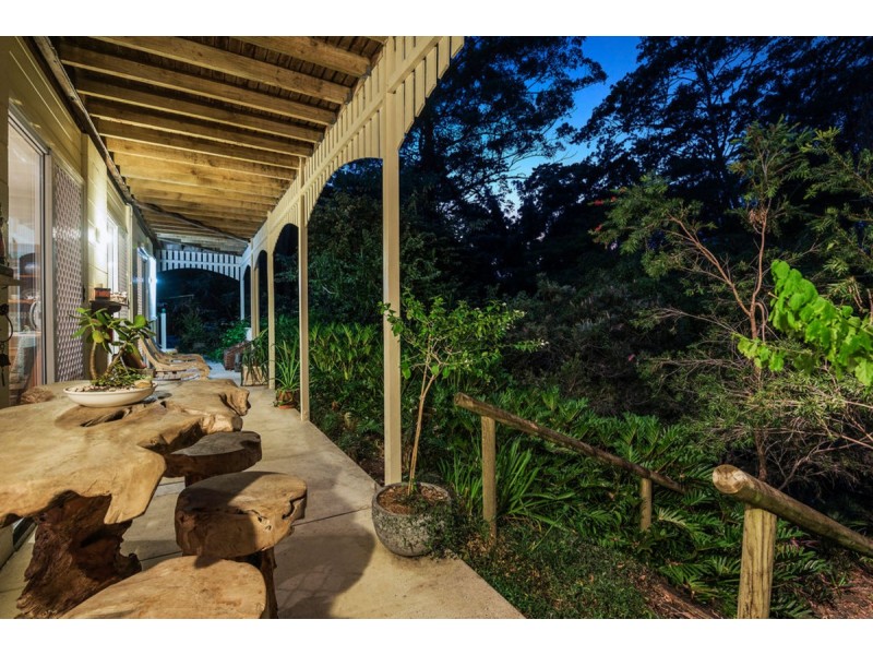 11 Wisteria Court, Tallebudgera Valley QLD 4228