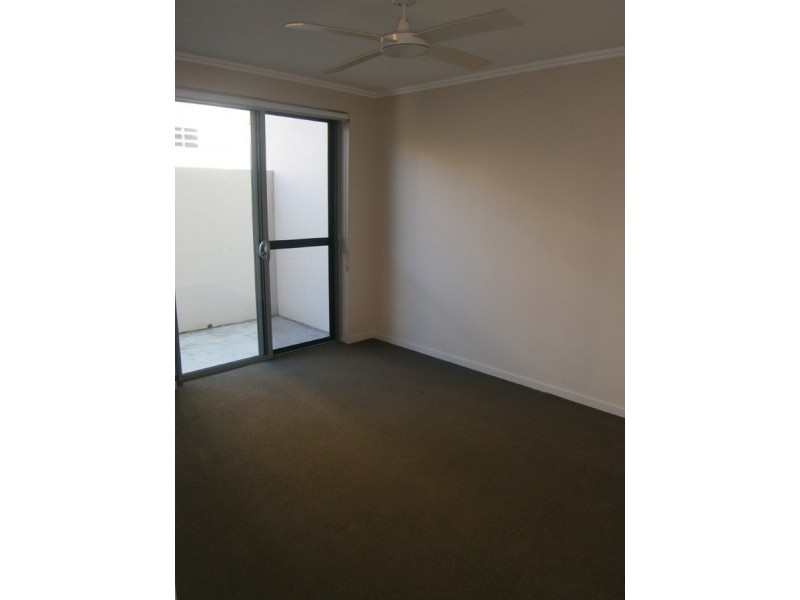 4 Cirrus/154 Musgrave Avenue, Southport QLD 4215