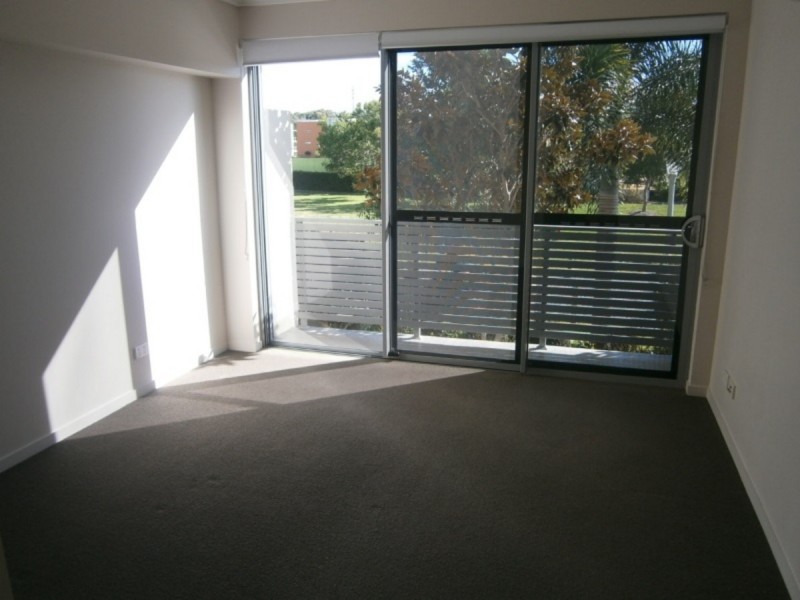 4 Cirrus/154 Musgrave Avenue, Southport QLD 4215