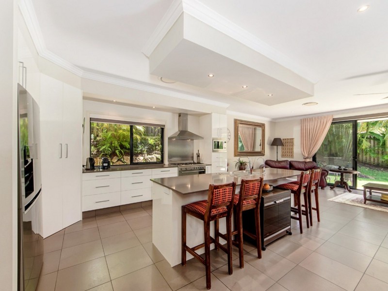 6 Molonglo Close, Reedy Creek QLD 4227