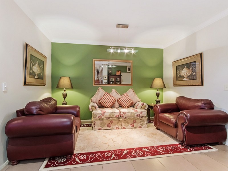 6 Molonglo Close, Reedy Creek QLD 4227