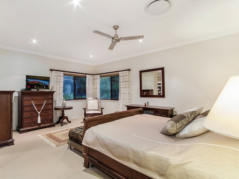 6 Molonglo Close, Reedy Creek QLD 4227