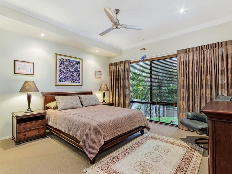 6 Molonglo Close, Reedy Creek QLD 4227
