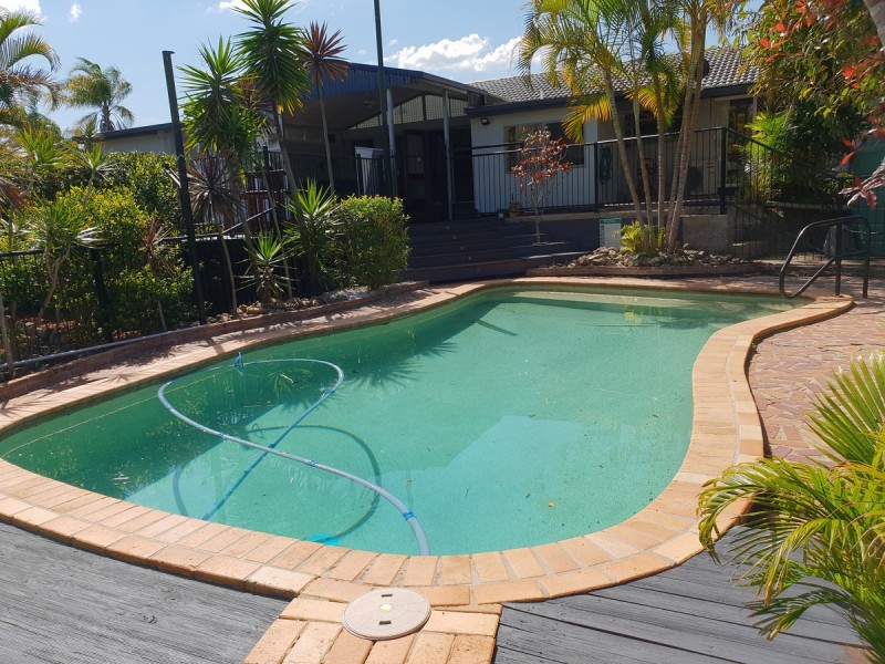 16 McLeod Street, Highland Park QLD 4211