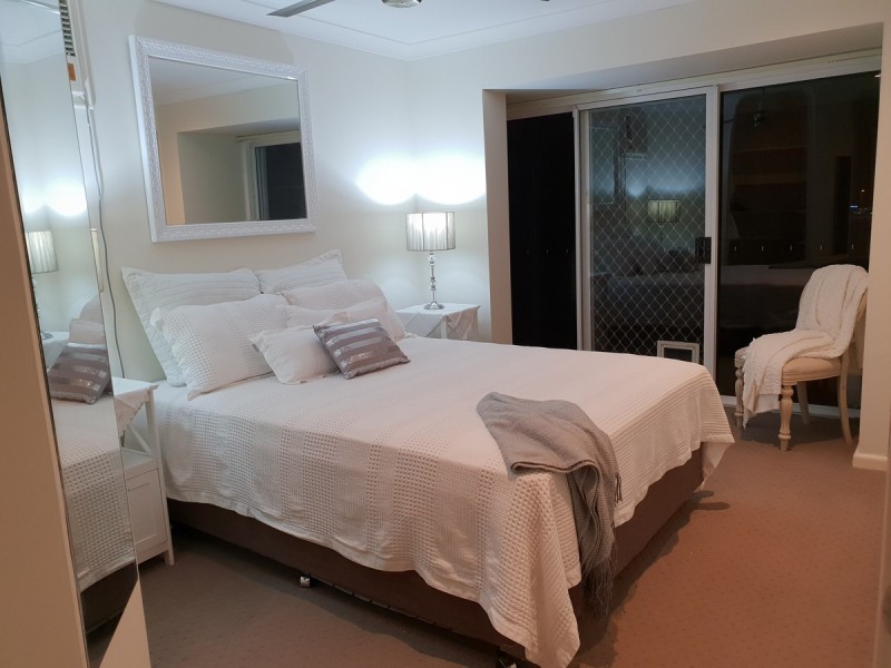 16 McLeod Street, Highland Park QLD 4211