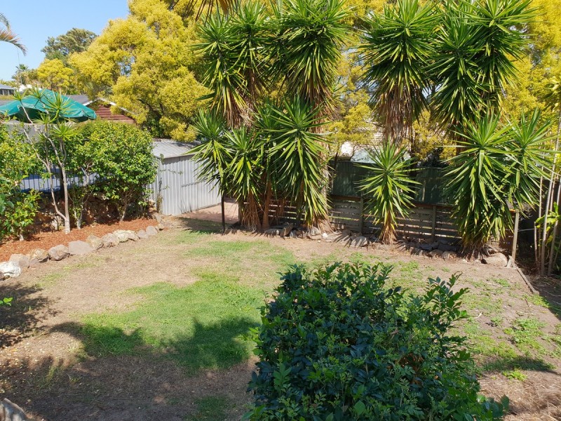 16 McLeod Street, Highland Park QLD 4211