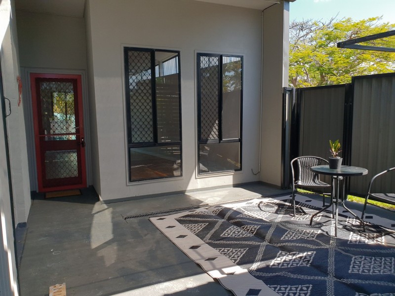 16 McLeod Street, Highland Park QLD 4211